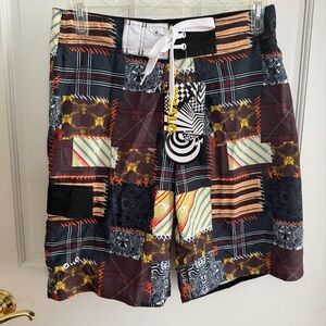 Mens NWT CHALC Patchwork Design Board Shorts Size 32